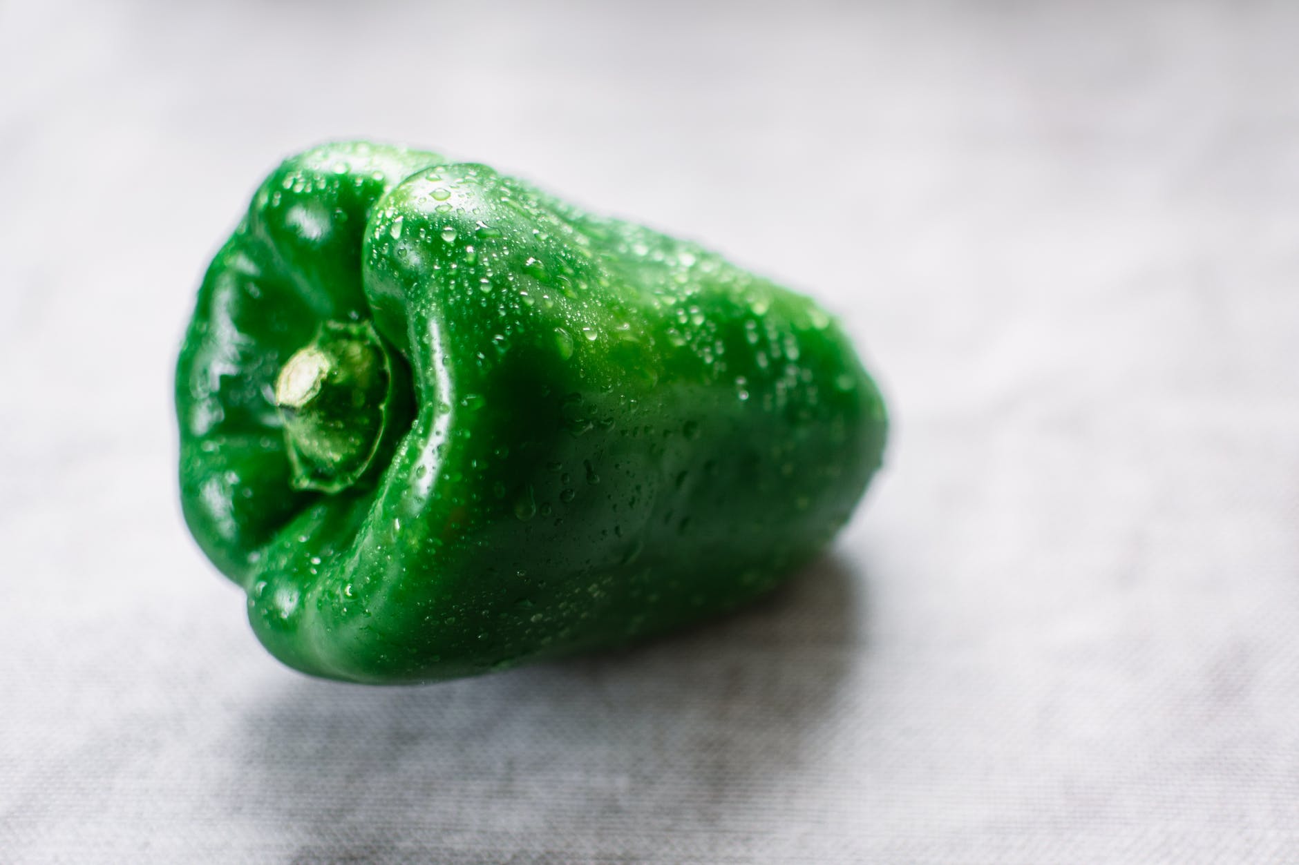 green bell pepper with dews